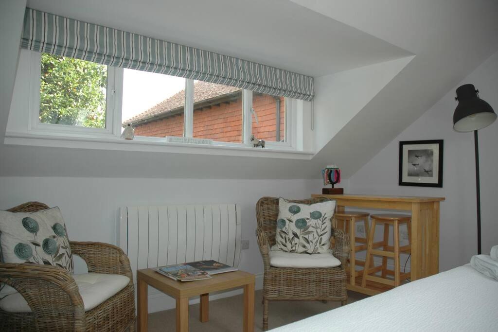 Cowslip Barn Annexe, Countryside Stay Near Chichester Ngoại thất bức ảnh